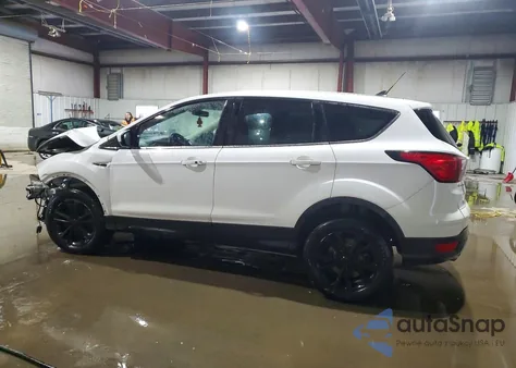 2019 Ford Escape Se из США, поврежденный, VIN 1FMCU9G92KUB66442